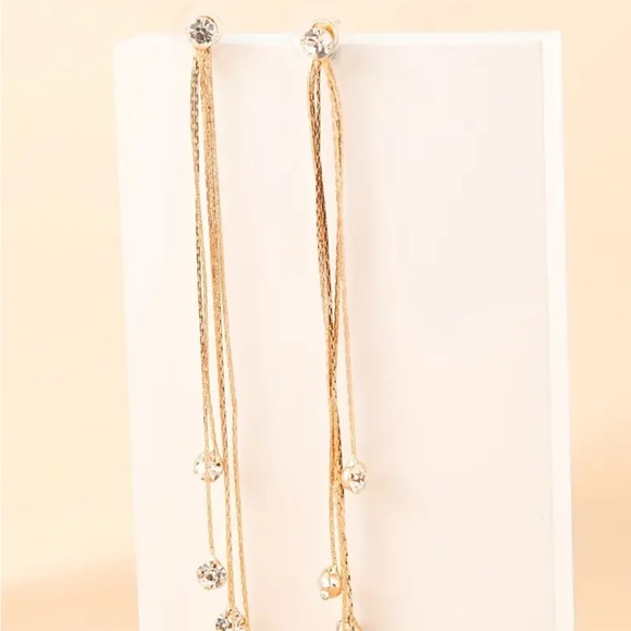 Womans long earrings - Picture 4 of 4